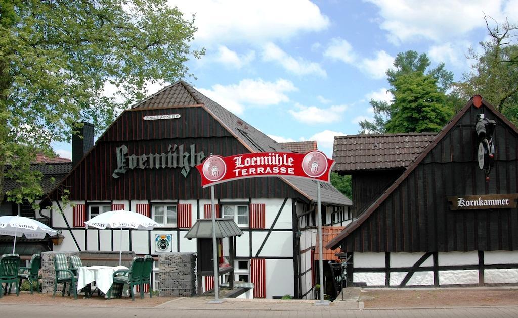 Hotel & Gastropark Loemuhle-Restaurant-Biergarten Marl Esterno foto